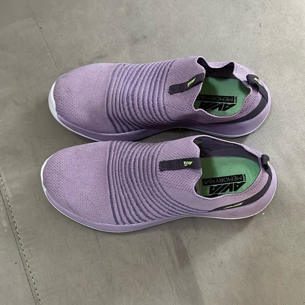 Avia slip in trainers
